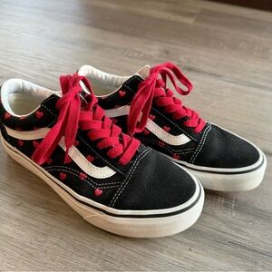 Vans Old Skools Black Sneakers with Red Embroidered Hearts